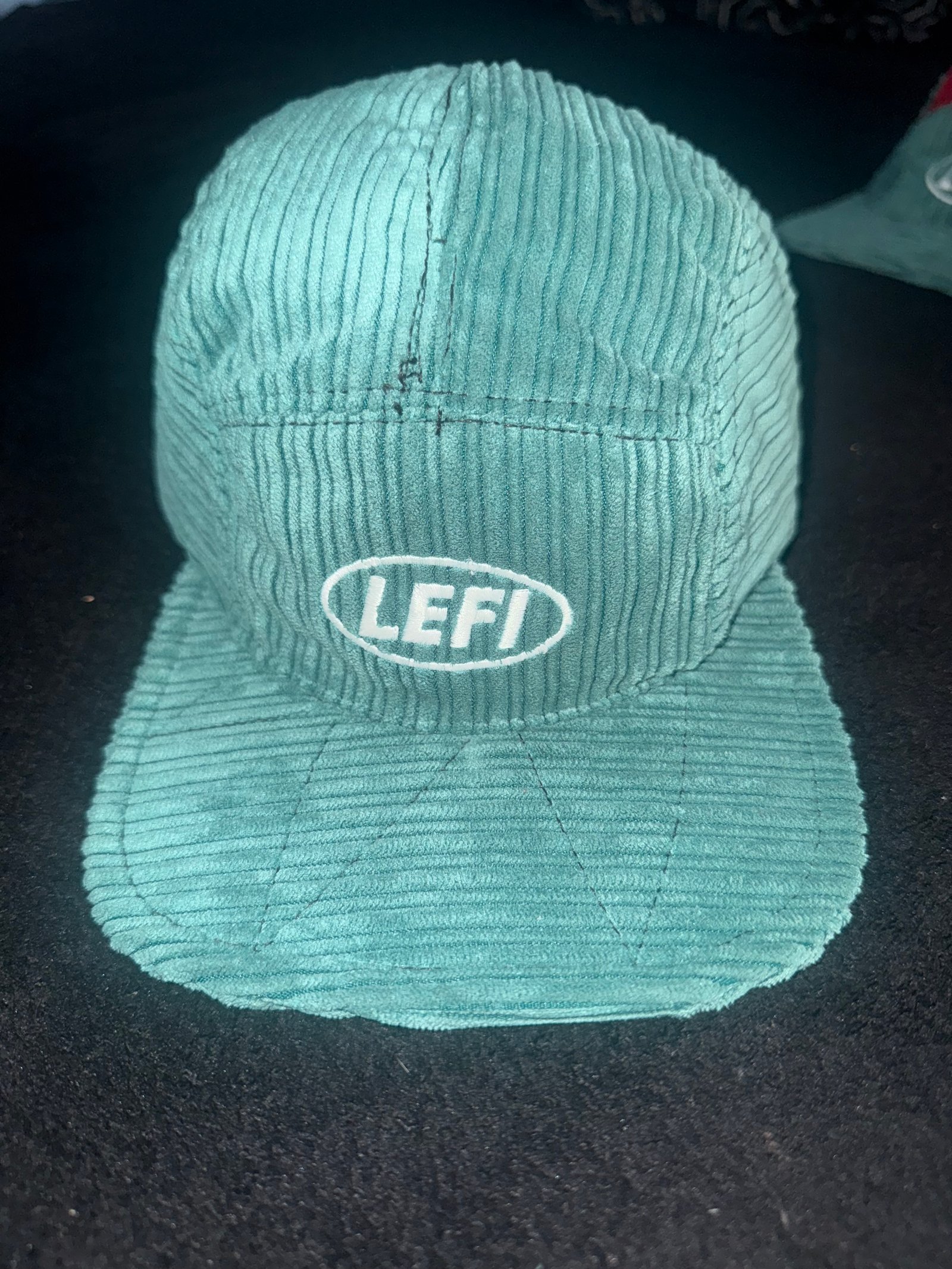 Five painel Lefi -cotelê logo Glow in the dark  green